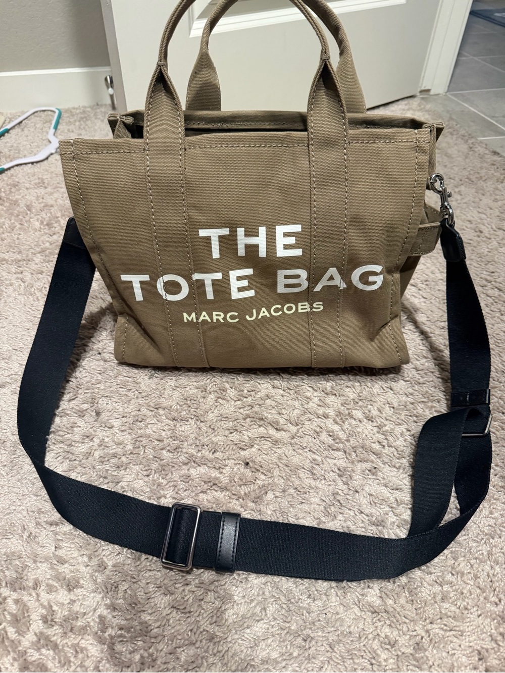 Marc Jacobs The Tote Bag in Olive Green medium